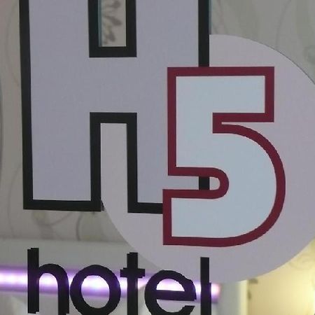 H5 Hotel BRE Buitenkant foto