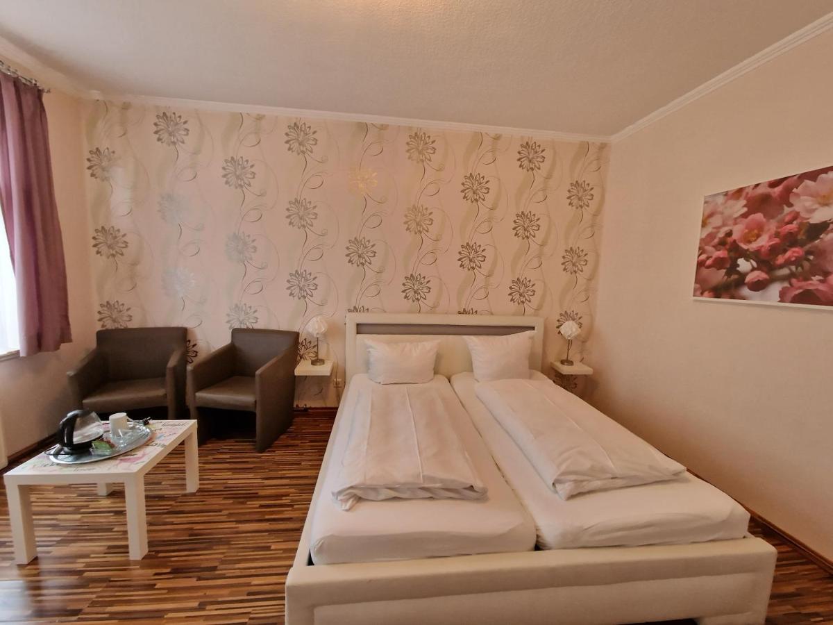 H5 Hotel BRE Buitenkant foto