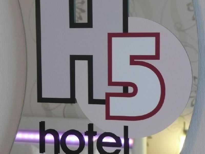H5 Hotel BRE Buitenkant foto